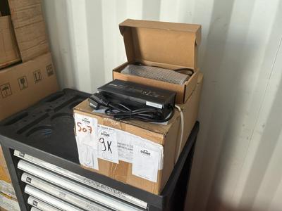 Overzichtsfoto van Sans sslc300v71 Opladers Super Soco CUx (9x)